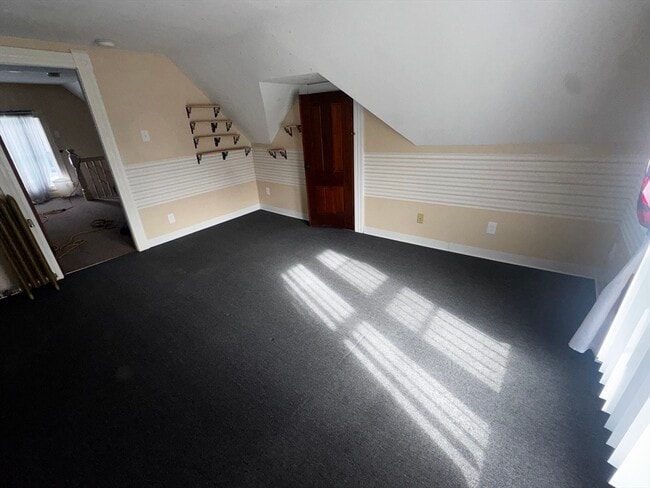 Building Photo - 85 Boutelle St