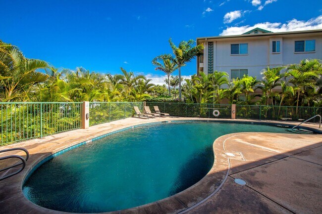 Building Photo - Fully Furnished 2 Bed/ 2 Bath Hale Kanani ...