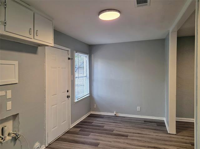 Building Photo - 1508 Connally Terrace