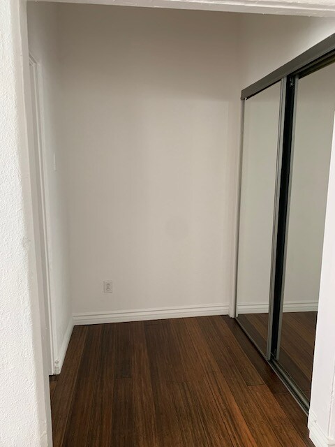 Building Photo - 192 S Mountain View Ave