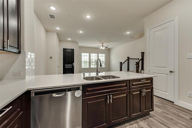 Building Photo - 1577 Windermere Wy