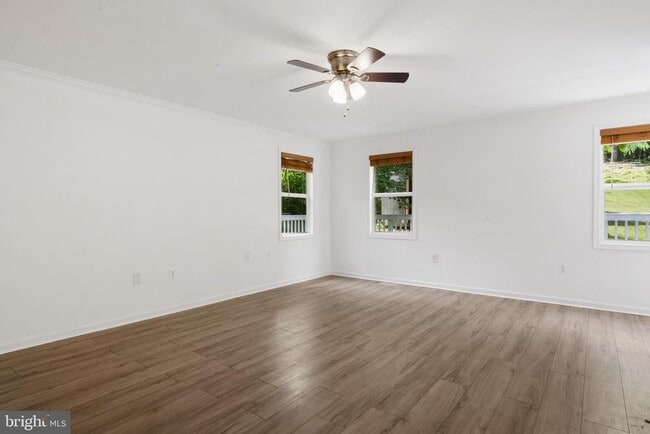 Building Photo - 2652 Collins Ct