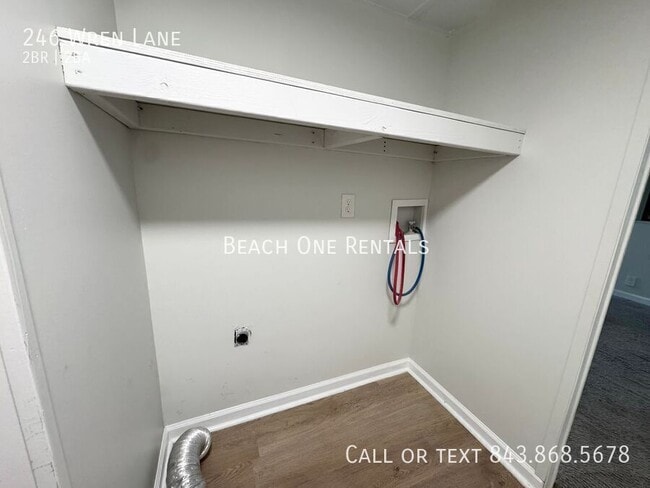 Building Photo - 246 Wren Ln