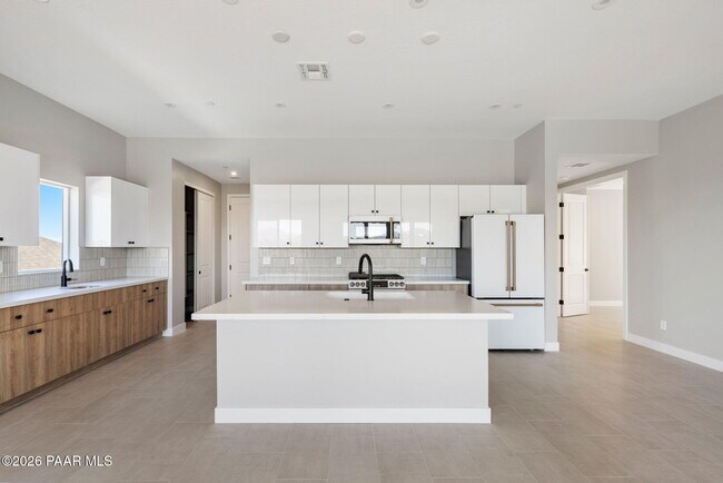 Building Photo - 1338 Rockwood Dr