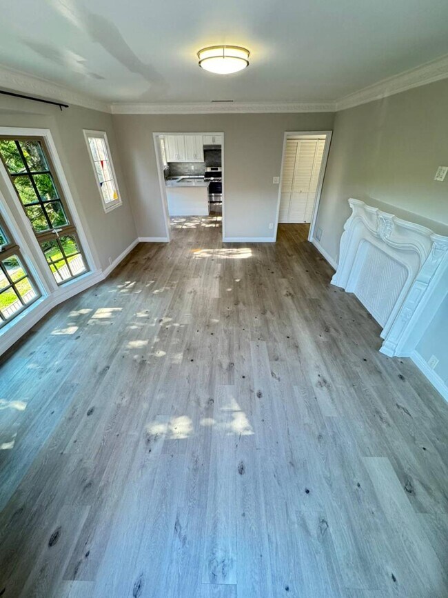 Building Photo - 2.0 bedroom in Beverly Hills California 90212