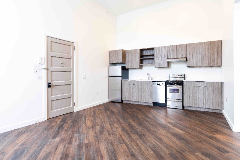 Building Photo - 818 12th St