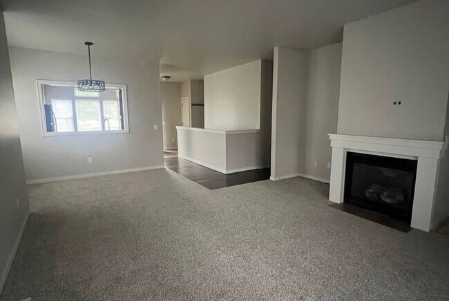 Building Photo - 6156-6158 Fairgrove St