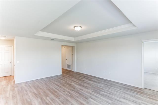 Building Photo - 16009 Wanderer Ln