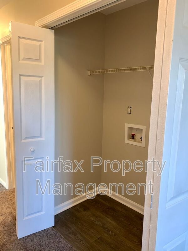 Building Photo - 1807 Fidelity Dr