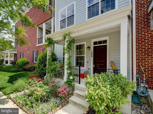 Building Photo - 124 Meridian Ln