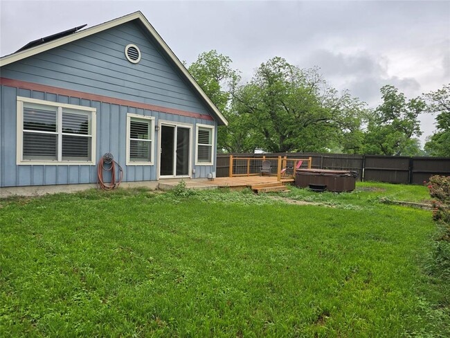 Building Photo - 1208 Brendon Lee Lane