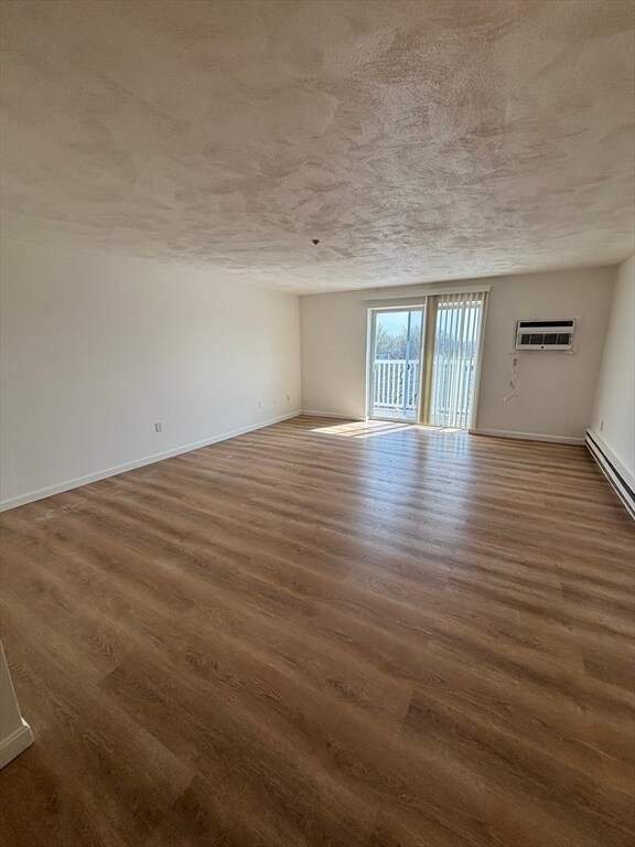 Building Photo - 270 Quarry St