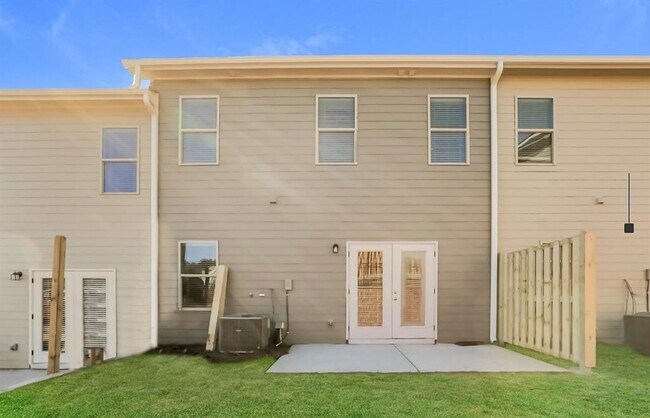 Building Photo - 2150 Spring Rush Dr