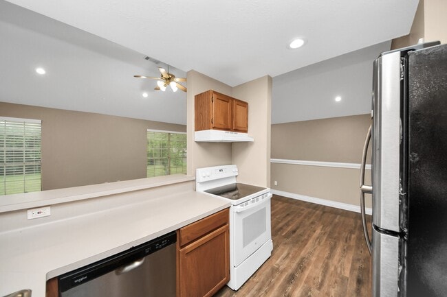 Building Photo - 1163 Lovett St