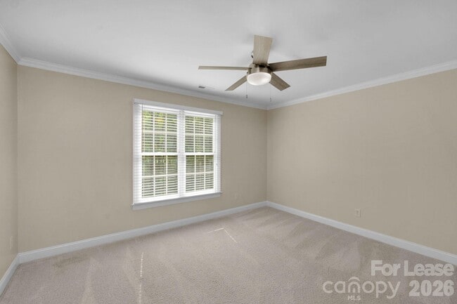 Building Photo - 1202 Coachman Dr