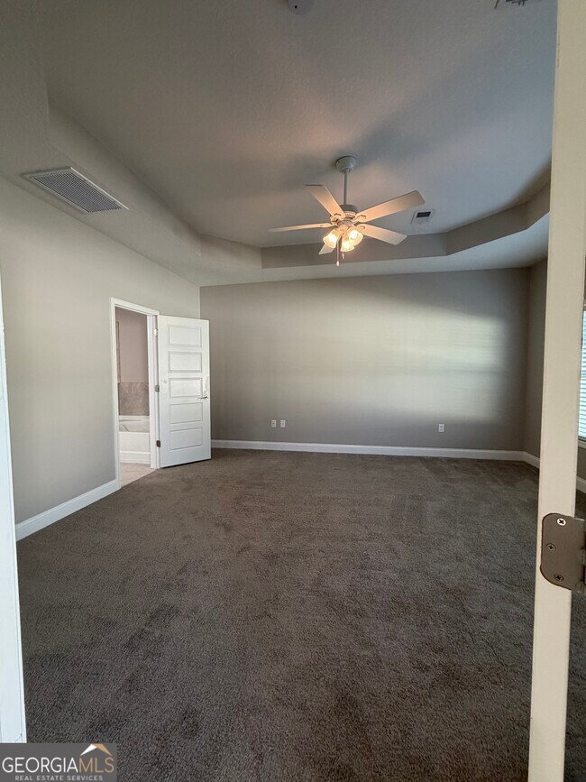 Building Photo - 148 The Villas Wy