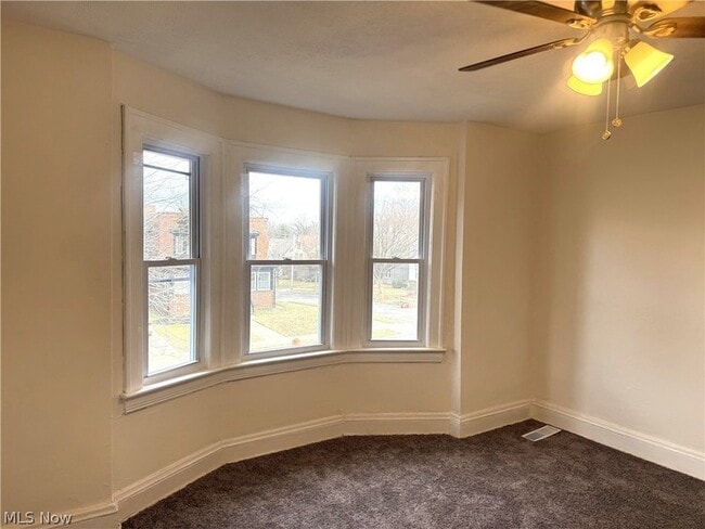 Building Photo - 3242 Sycamore Rd