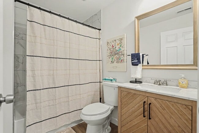 Building Photo - 2072 Thimble Creek Dr
