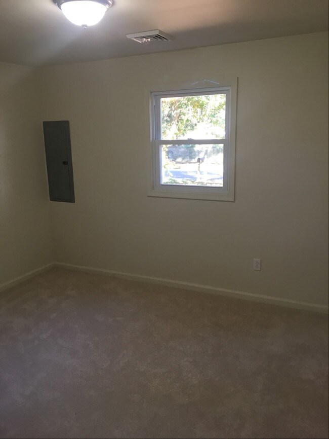 3 Tensaw Dr 3 Tensaw Dr Country Lake Estates NJ 08015 Apartment Finder