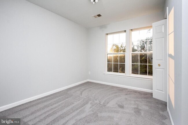 Building Photo - 44877 Grove Terrace