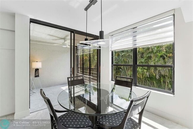 Building Photo - 7579 Imperial Dr