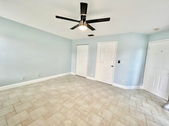 Building Photo - 15306 W Tranquility Lake Dr