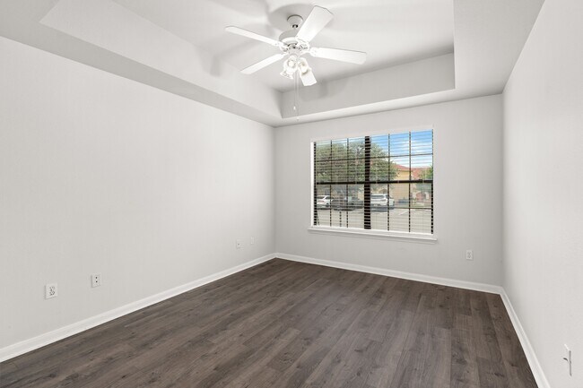 Building Photo - 6160 Eckhert Rd