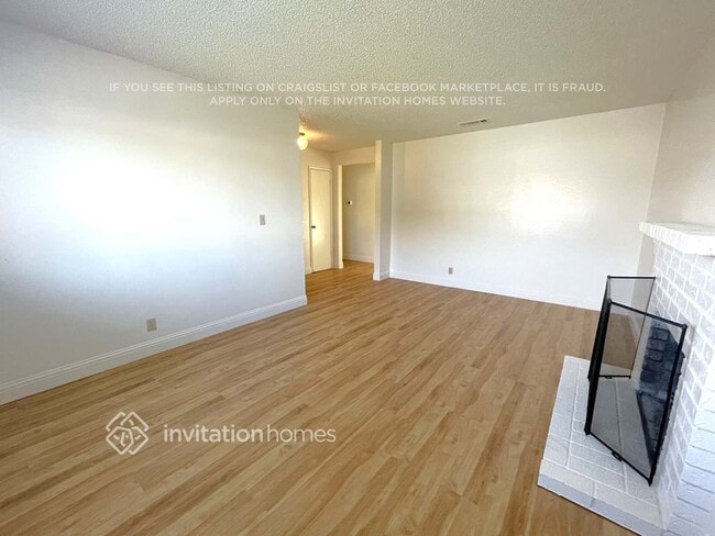 Building Photo - 340 Pembroke Dr