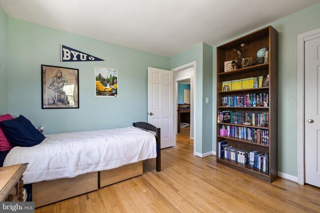 Building Photo - 4301 Mountain View Dr