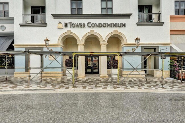 Building Photo - 651 Okeechobee Blvd
