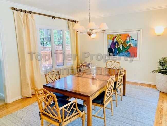 Building Photo - Stunning 4 Bed/3 Bath (plus Office), 3,230 Sqft single-family house at end of cul-de-sac and on l...