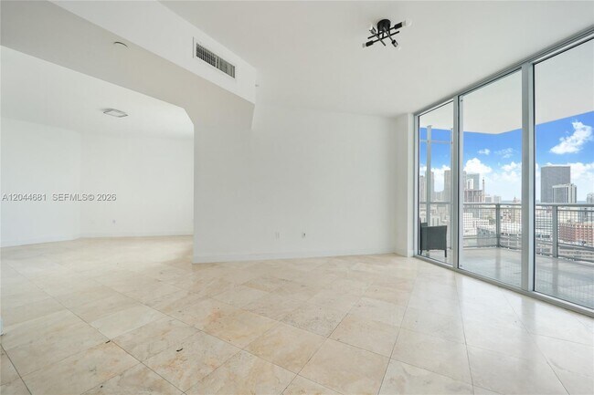 Building Photo - 350 S Miami Ave