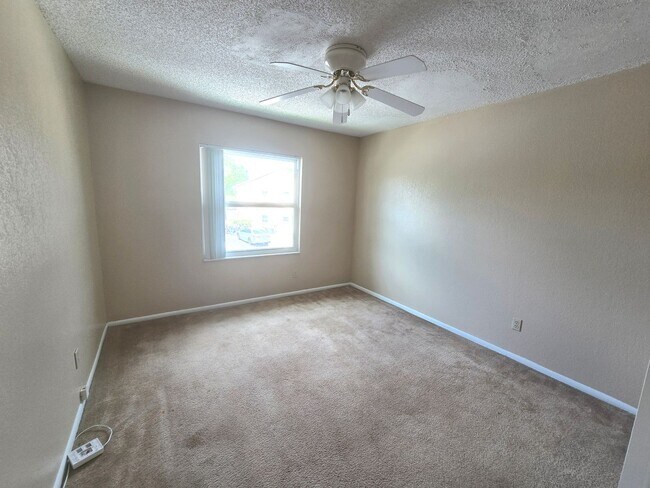 Building Photo - 9933 Sweepstakes Ln