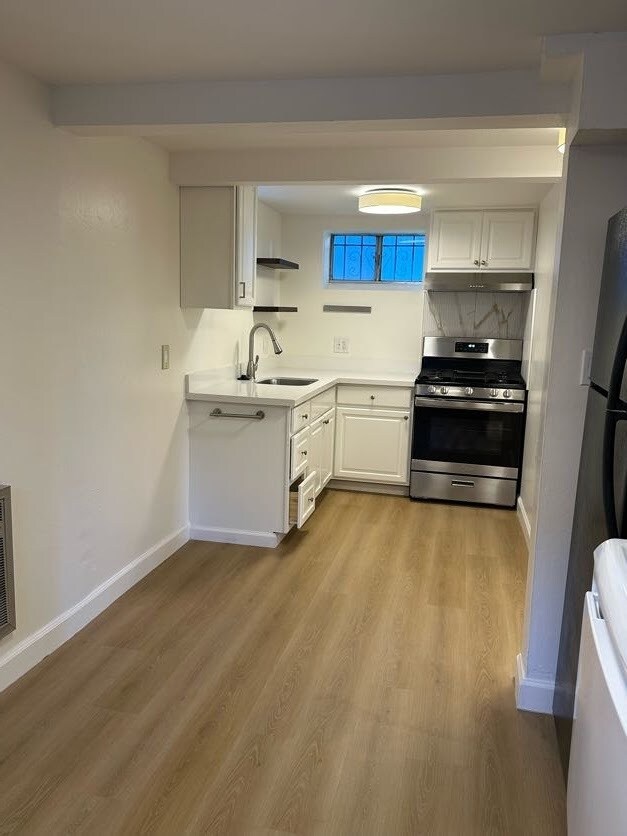 Building Photo - 3434 Champion St