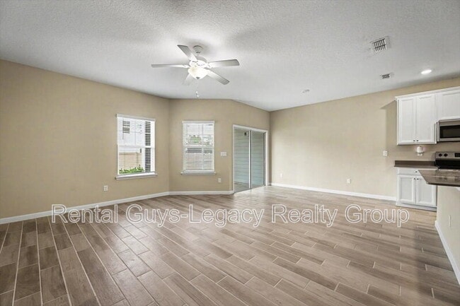 Building Photo - 10323 Alder Creek Ln