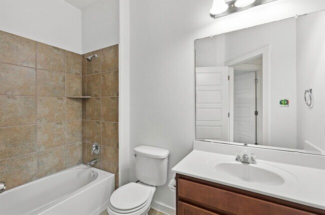 Building Photo - 2101 Rivers Edge Way