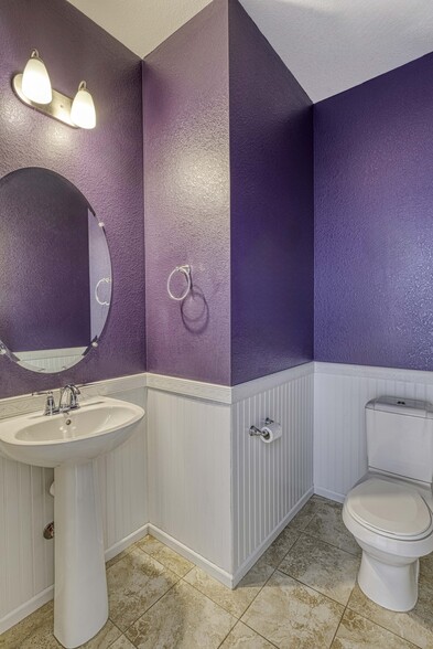 Building Photo - 1154 Telleen Ave