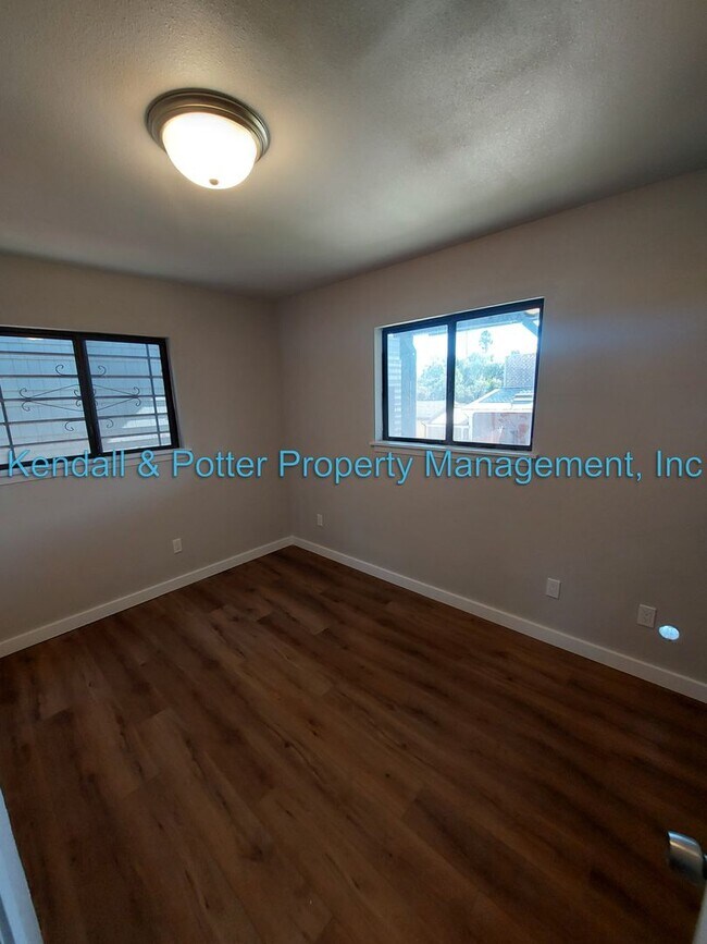 Building Photo - 405 HILL Crest