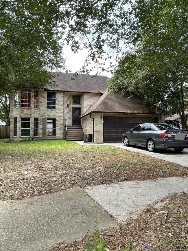Primary Photo - 3443 Nutwood Ln