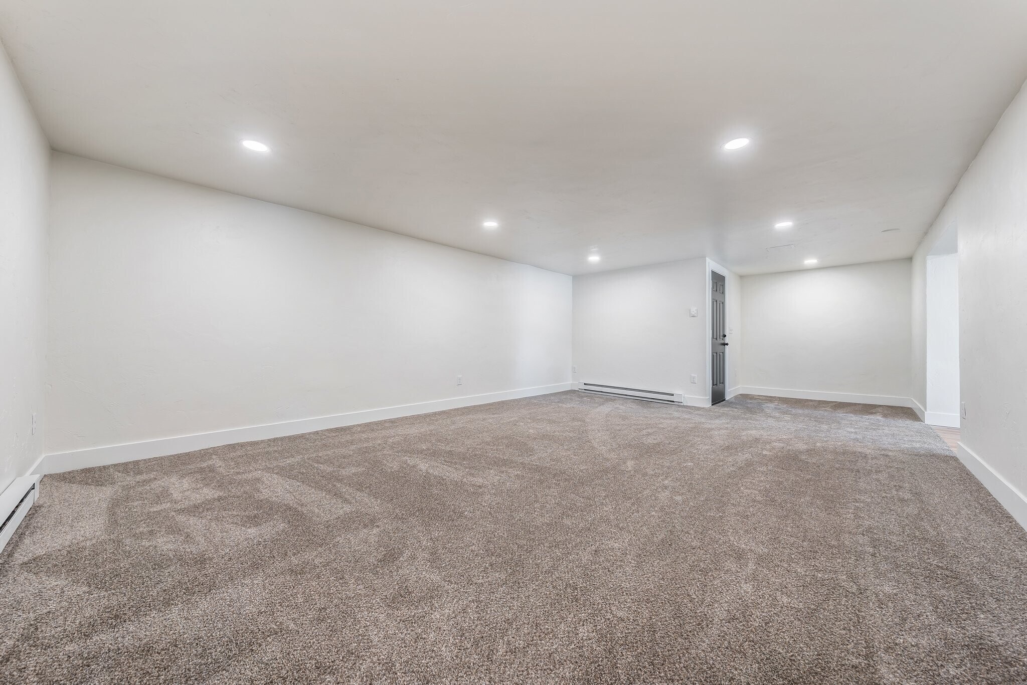 Building Photo - 1000 W McKinley Ave