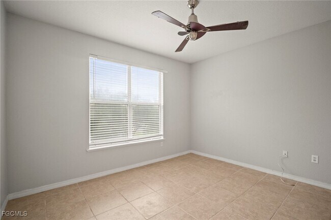 Building Photo - 11550 Villa Grand