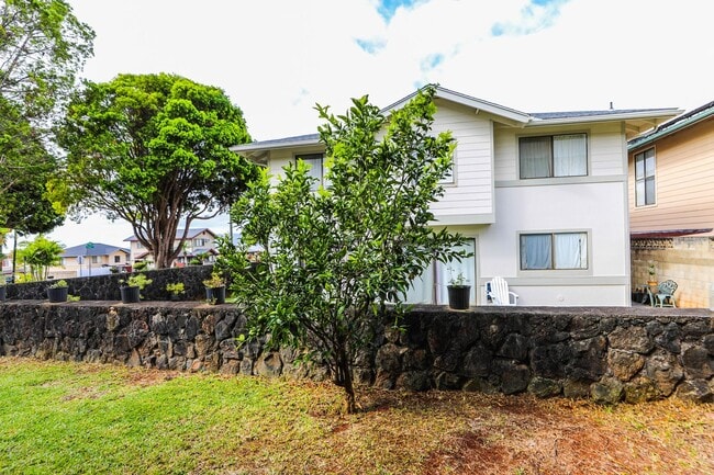 Building Photo - Mililani Mauka - Single Family Home | 3bd-2ba-attached garage