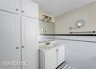 Building Photo - 2 br, 2 bath House - 19 W Locke Ln Unit U3