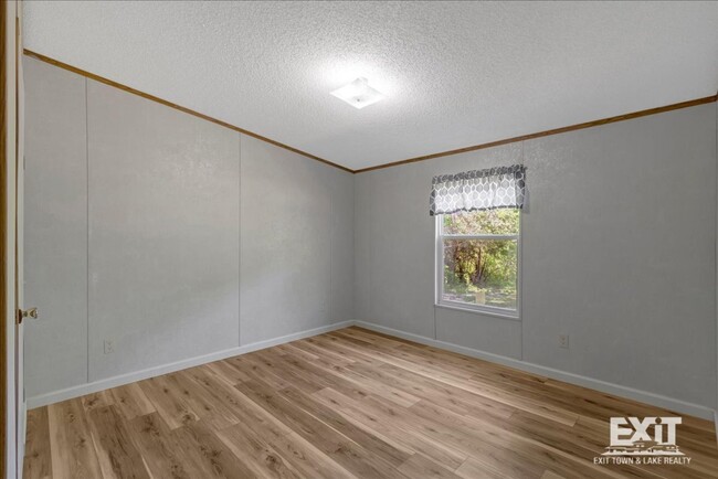 Building Photo - Newly Remodeled 3 Bedroom, 2 Bath Home!