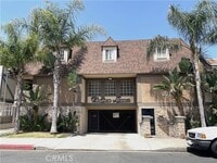 Building Photo - 13717 Chadron Ave