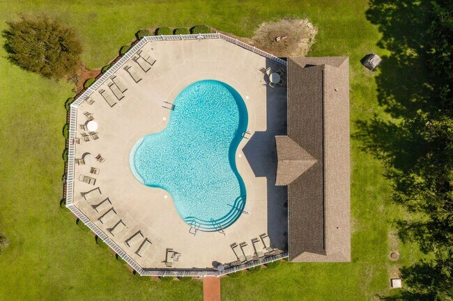 Building Photo - 202 Tidewater Dr