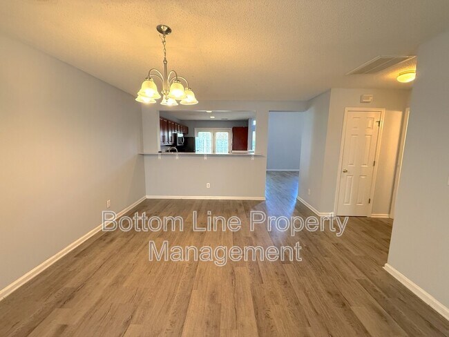 Building Photo - 9932 Birch Knoll Ct