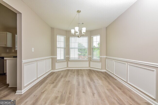 Building Photo - 3547 Spring Shoals