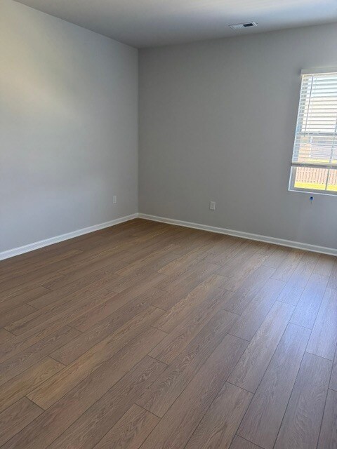 Building Photo - 135 Wolfe Ln