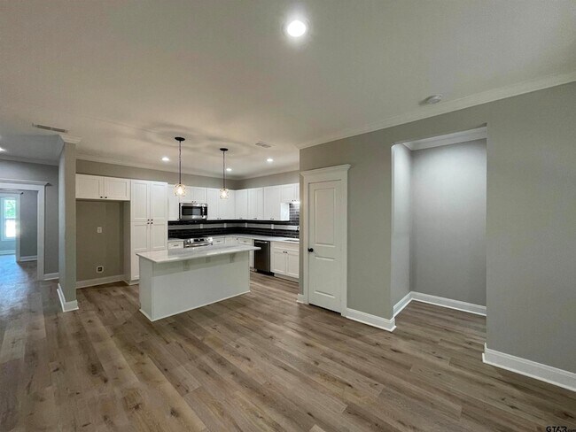 Building Photo - 13024 Clydesdale Ct